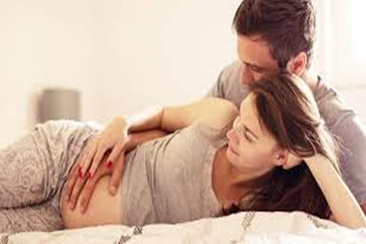 Hamileliğin İlk Aylarında Kadın Psikolojisi Nasıl Olur?