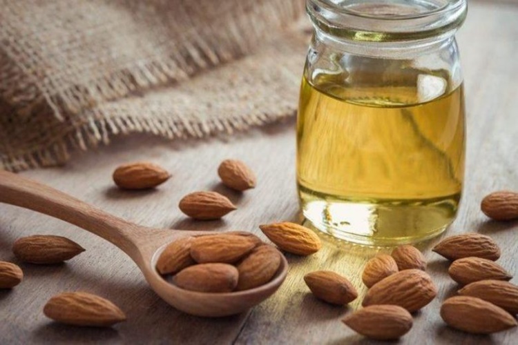 Hamilelikte Badem Yağı Tüylenme Yapar Mı?