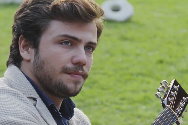 Hande Erçel ve Tolga Sarıtaş Sevgili Oldu mu?