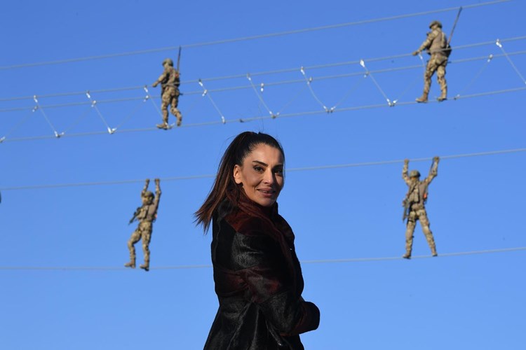 Hande Fırat Hangi Kanalda?