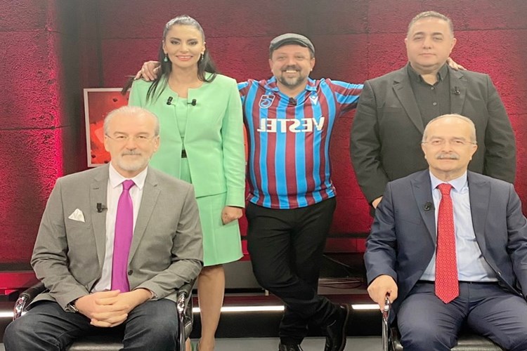 Hande Fırat’ın Eşi Ne İş Yapıyor?