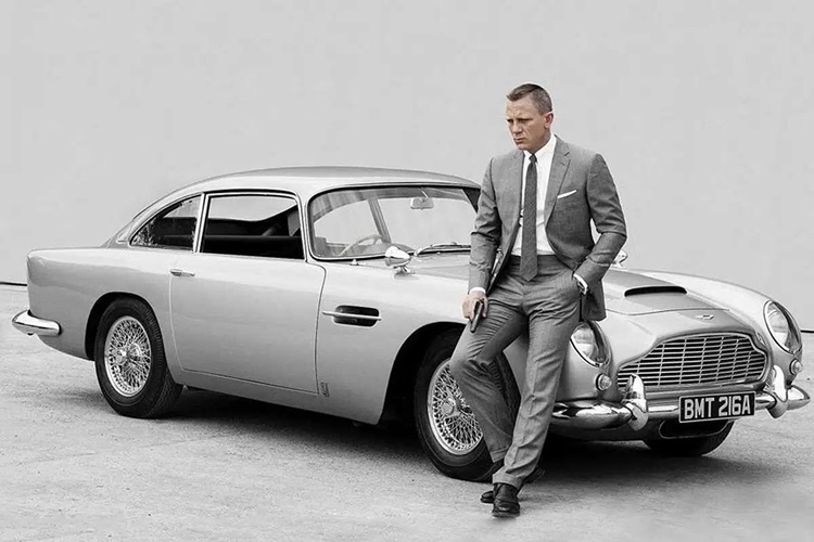 Hangi İkonik Araba 7 Bond Filminde Yer Aldı?