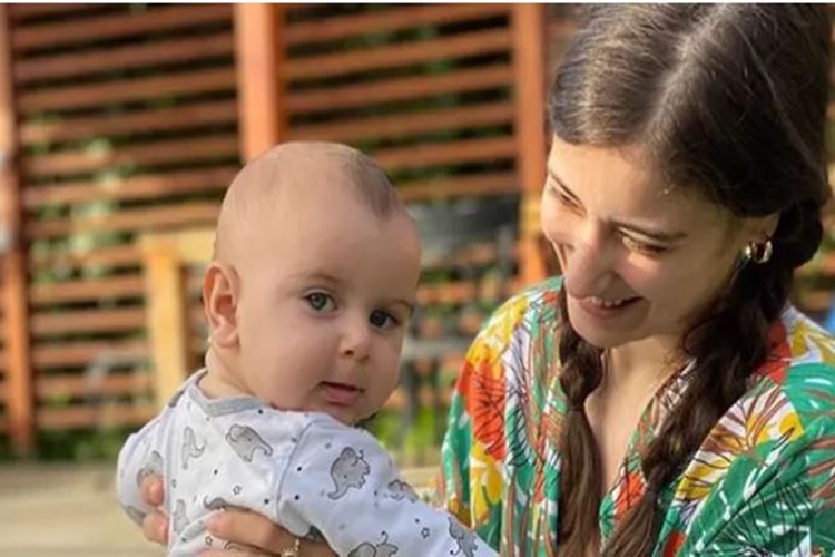 Hazal Kaya Çocuklarının İsmi Nedir?