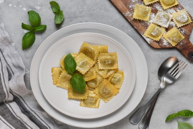 Hazır Mantıya Ne Kadar Tuz Atılır?