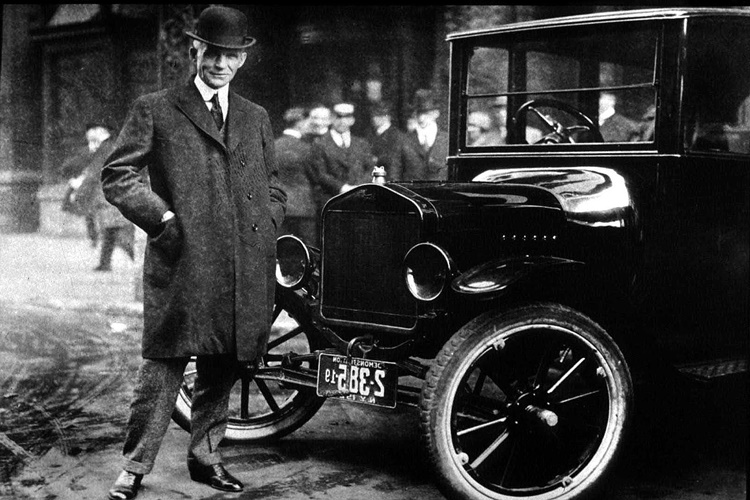 Henry Ford Hangi Yıl Ford Motor Company’yi Kurdu?