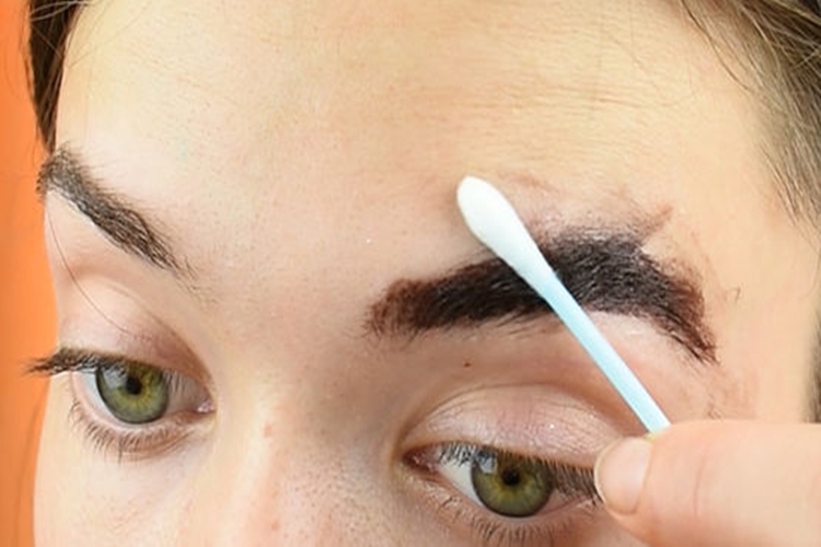 Hint Kınası Kaşta Kaç Dakika Bekletilir?