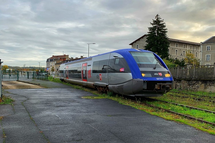 Hızlı Tren İstanbul'da Nereye Kadar Gidiyor?