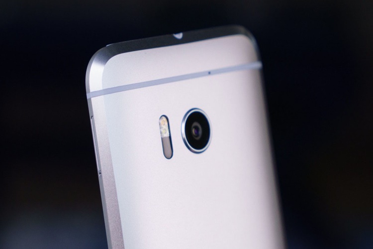 HTC Telefon Alınır Mı?