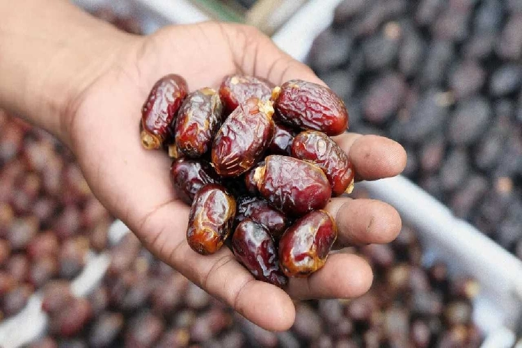 Hurma Düşüğe Neden Olur Mu?