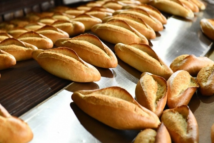 İçi Pişmemiş Ekmek Tekrar Pişirilir Mi?