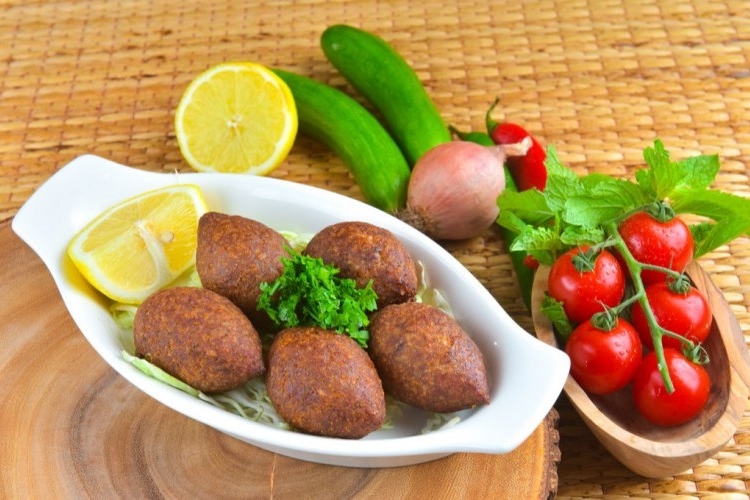 İçli Köfte Kızartmadan Önce Haşlanır Mı?