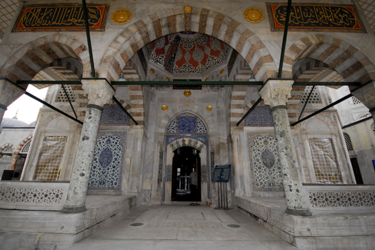 II. Selim Ne Zaman Öldü?