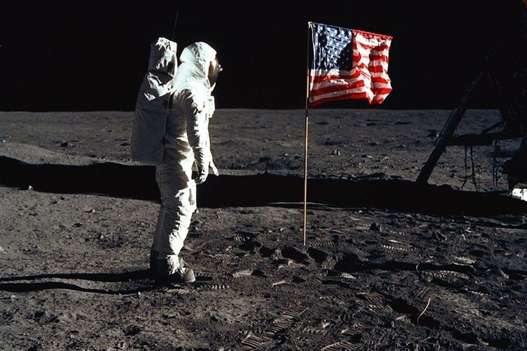 İlk Astronot Kimdir?