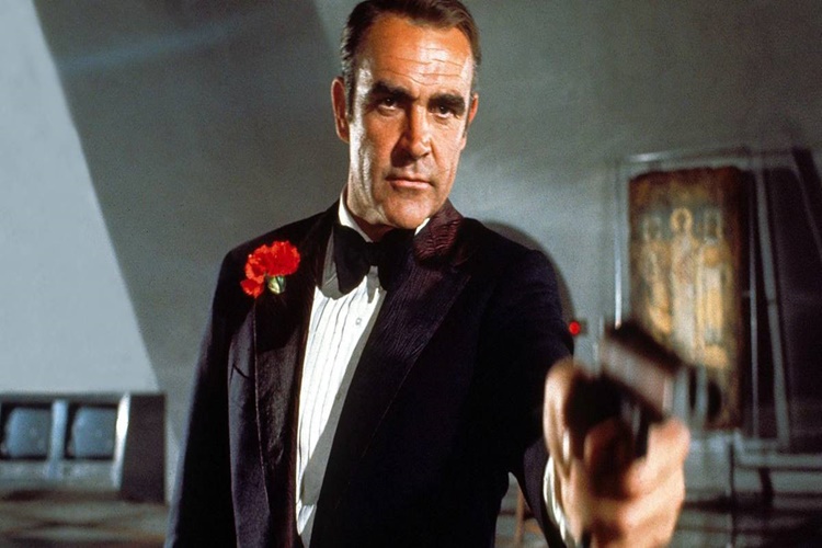 İlk James Bond Kimdir?