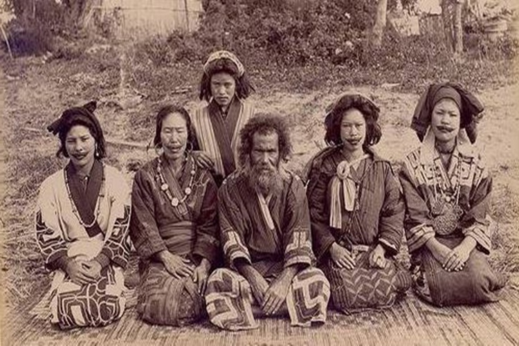 İlk Japon Kimdir?