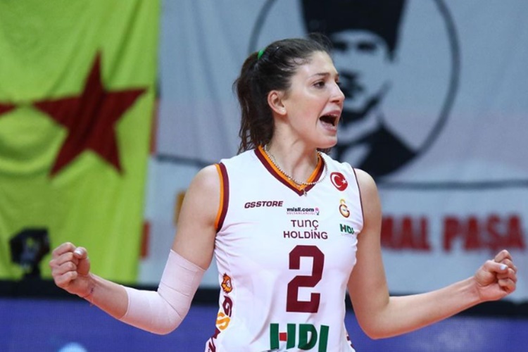 İlkin Aydın Nerede Oturuyor?