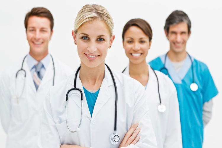 İngiltere Doktor Maaşları 2023 Ne Kadar?