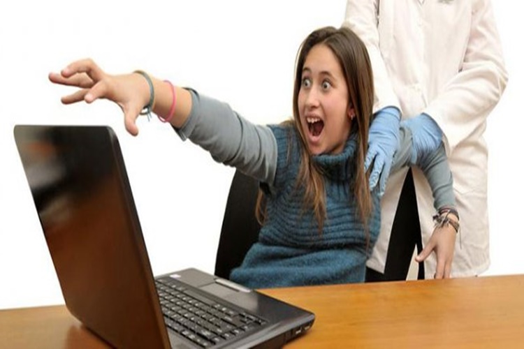 İnternet Bağımlılığı Belirtileri Nelerdir?