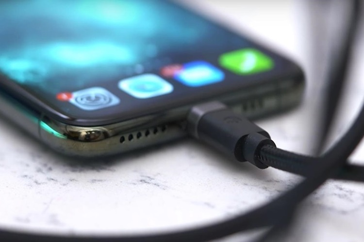 Iphone 11 Kaç Saat Şarjda Kalmalı?