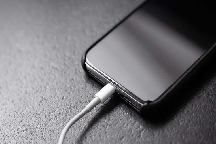 İphone 7 Şarj Aleti Kaç Amper Olmalı?