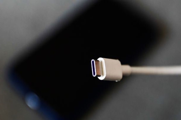 İphone Hızlı Şarj Kablosu Kaç Amper Olmalı?