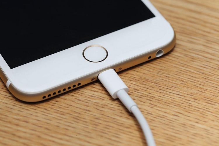 İphone Şarj Aleti Kaç Amper Olmalı?