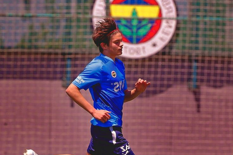 İsak Vural Kaç Yaşında?