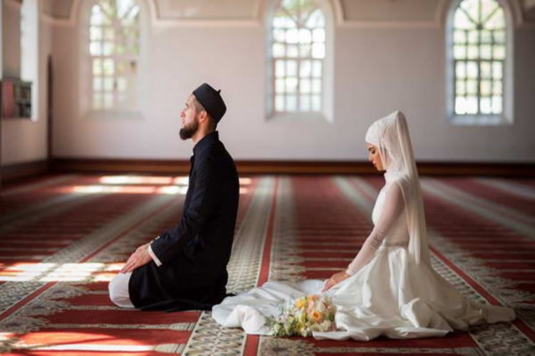 İslam’da Kadın Nikah Kıyabilir Mi? 