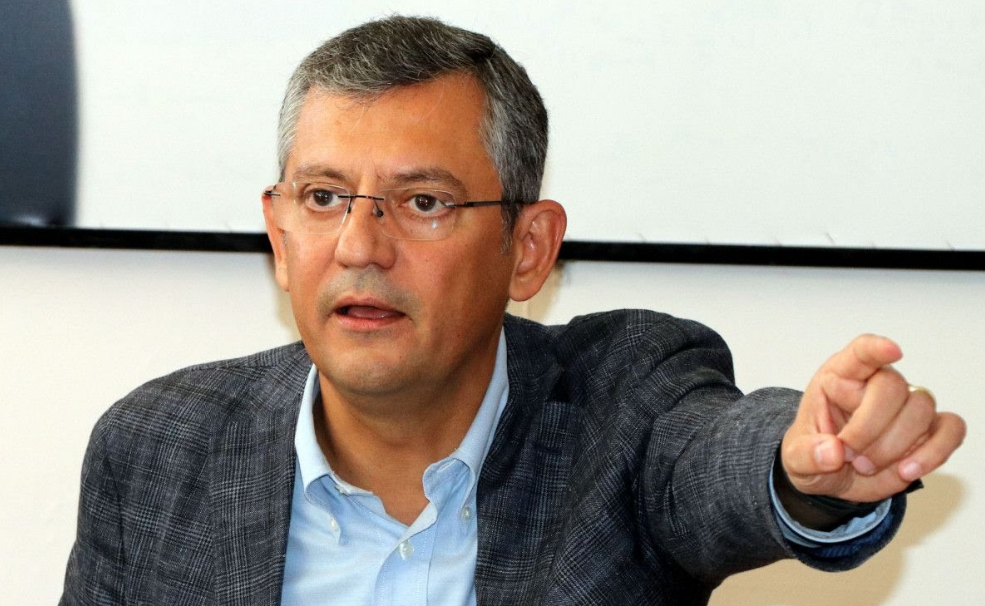 İsmet Özel Ve Özgür Özel Akraba Mı?