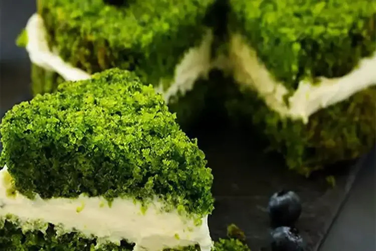 Ispanaklı Kek Kilo Aldırır Mı?