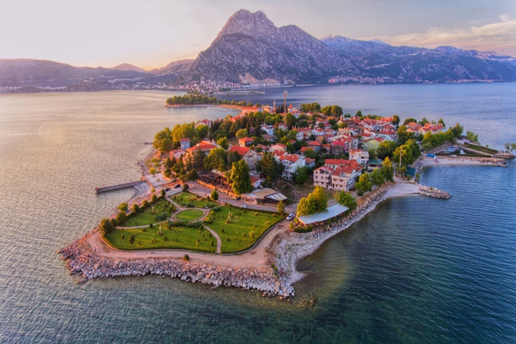 Isparta Nasıl Bir Yerdir?