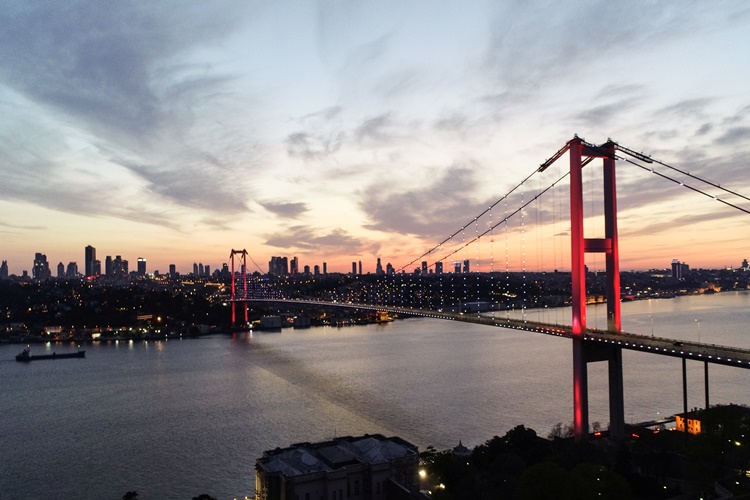 İstanbul Büyükşehir Belediye Başkanı 2023 Maaşı Ne Kadar?
