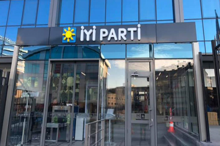 İyi Parti Üyelik İçin Gerekli Belgeler Nelerdir?