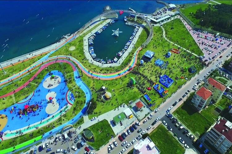 İzmir Aliağa’nın 2023 Nüfusu Kaçtır?