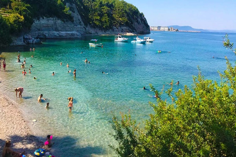 İzmir Merkezde Nerede Denize Girilir?