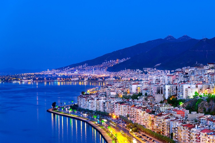 İzmir Tire’nin 2023 Nüfusu Kaçtır?