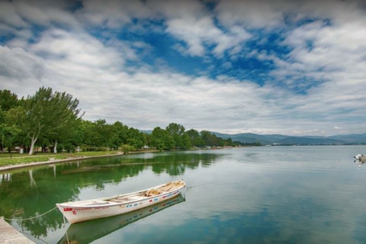 İznik Gölü Mü Büyük Sapanca Gölü Mü Büyük?