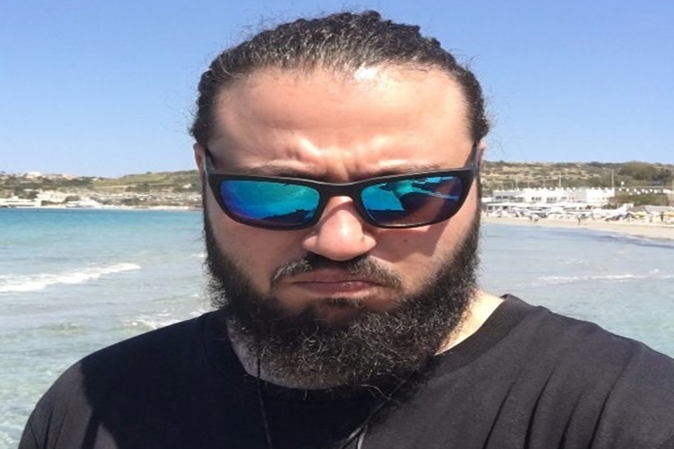 Jahrein Evli Mi?