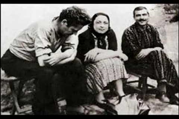 Jandarma Biz Sosyalistiz Sözleri Kime Ait?