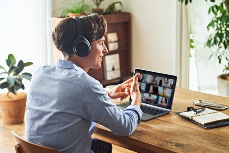JBL Kulaklık Fabrika Ayarlarına Döndürme Nasıl Yapılır?
