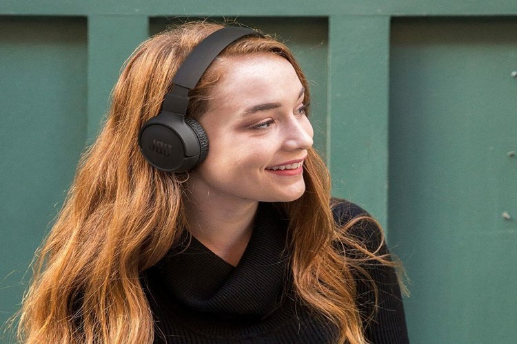 JBL Kulaklık Nasıl Açılır?