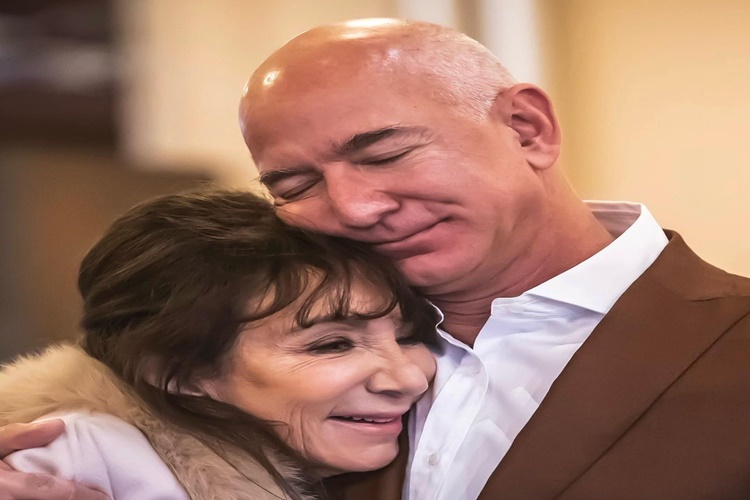 Jeff Bezos Nasıl Zengin Oldu?