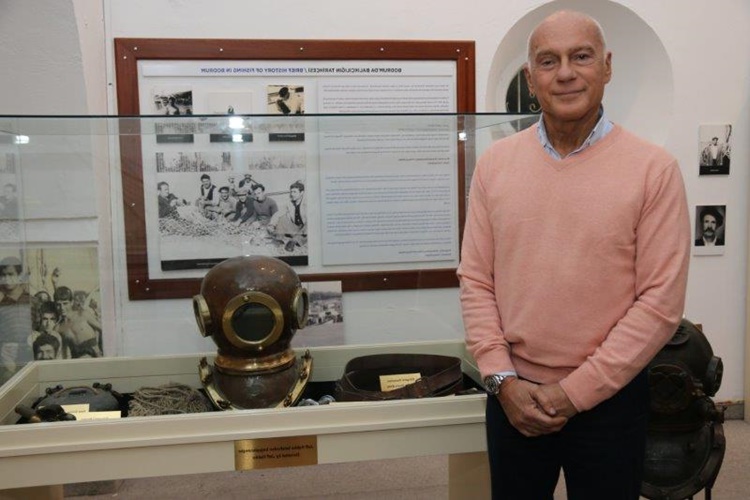 Jeff Hakko Kimin Oğlu?