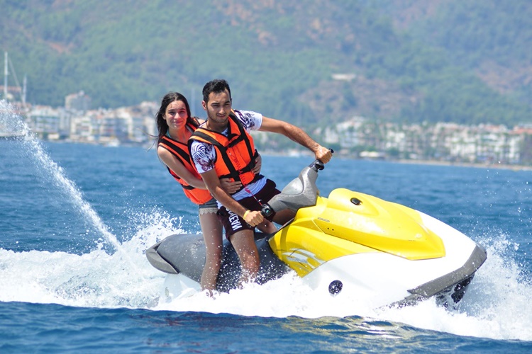 Jet Ski Nasıl Yapılır?