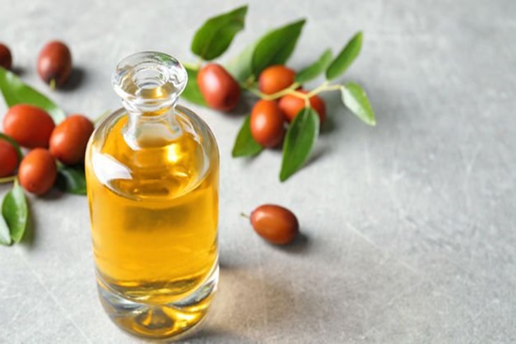 Jojoba Yağı Kaş Çıkarır Mı?
