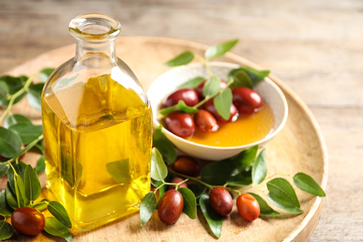 Jojoba Yağı Saç Uzatır Mı?