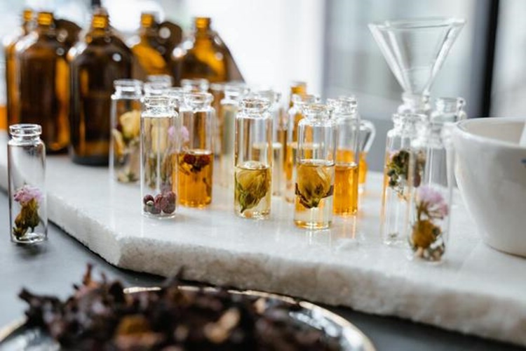 Jojoba Yağı Saça Nasıl Uygulanır?