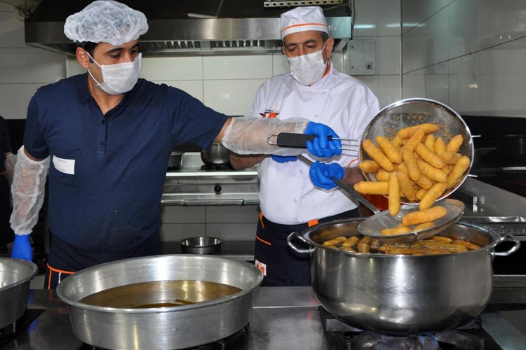 Kadayıf Dolması Hangi Yöreye Aittir?