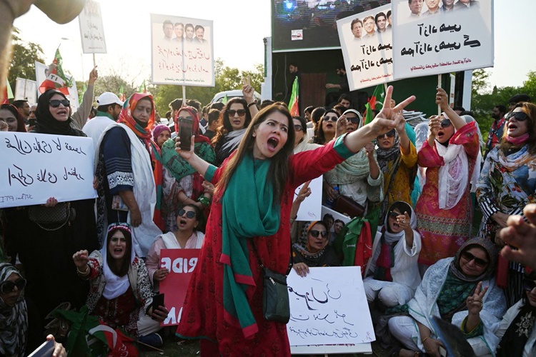 Kafalar Neden Pakistan’a Gitti?