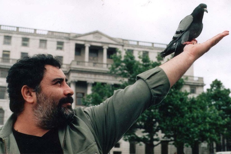 Kafama Sıkar Giderim Sözleri Kime Ait?